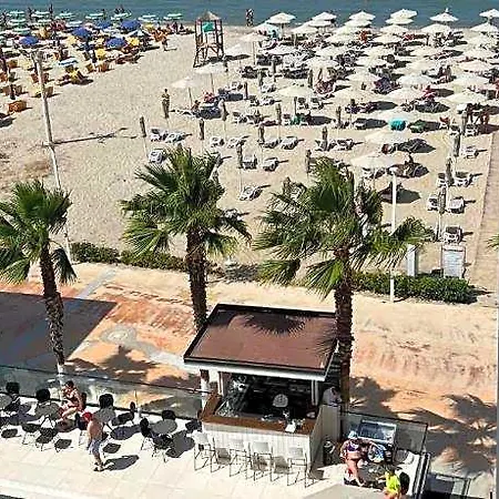 Adria Palace 3* Дуррес